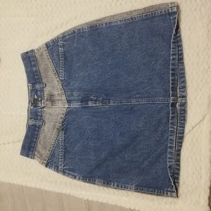 Chic High waist two toned denim skirt